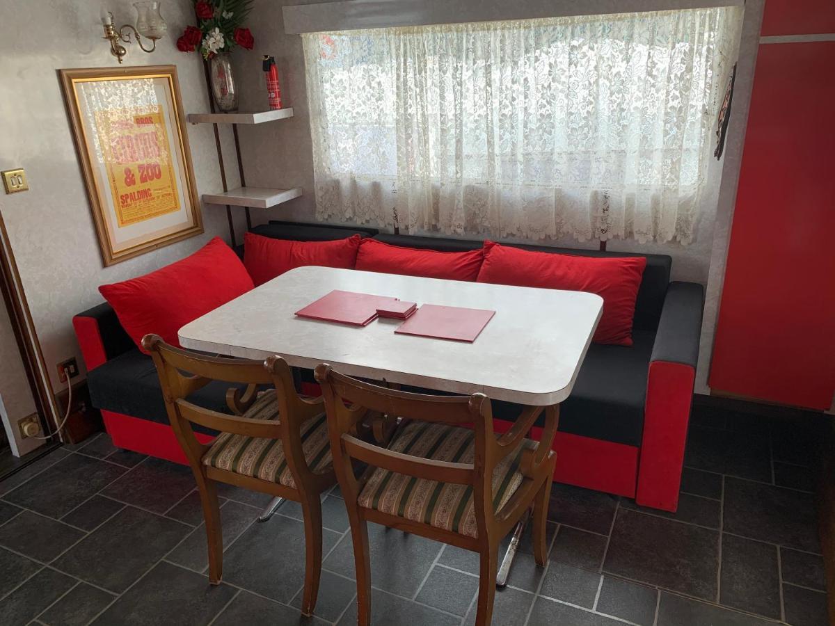 Vintage, Circus Holiday Home Mablethorpe Ngoại thất bức ảnh