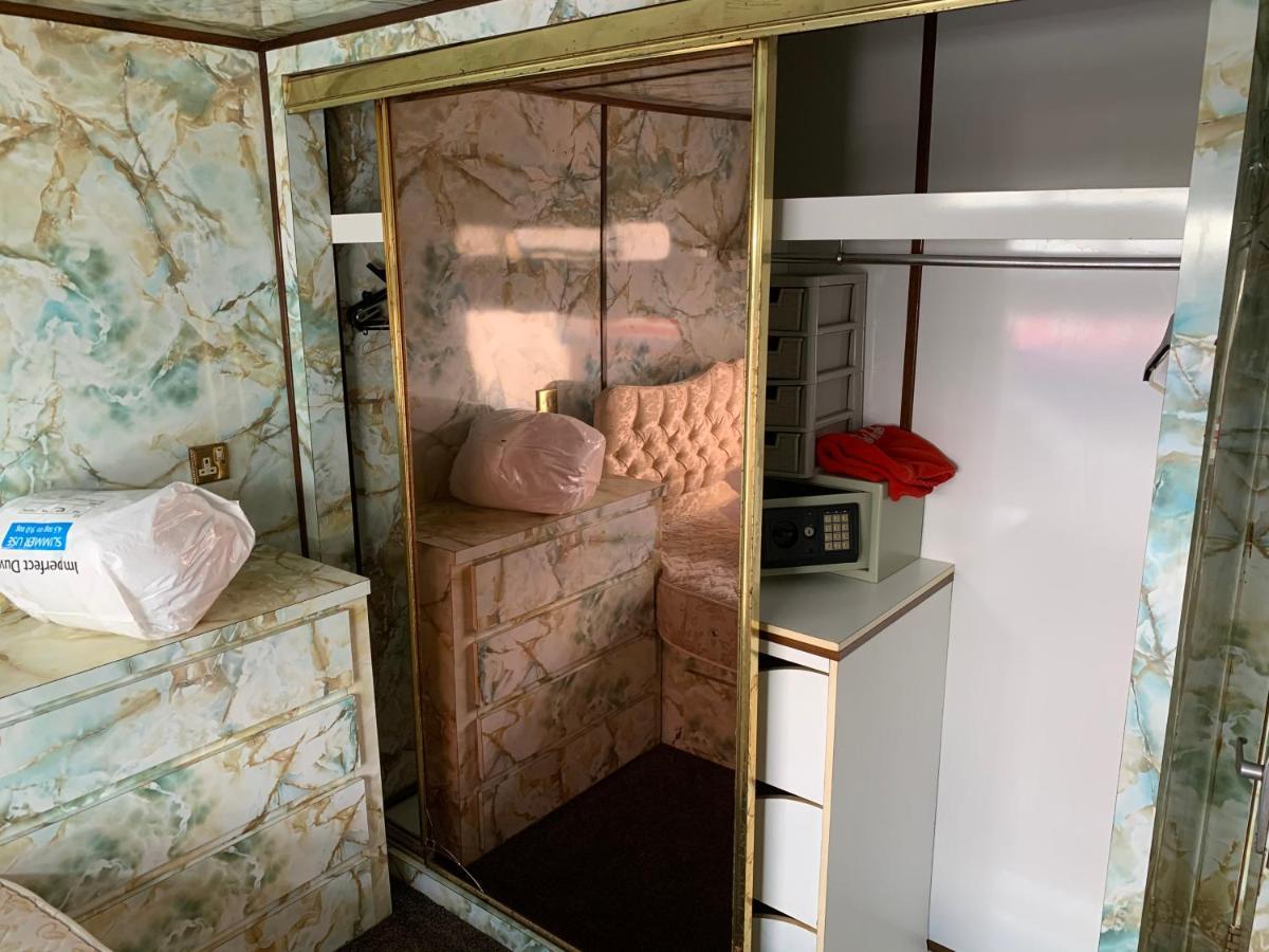 Vintage, Circus Holiday Home Mablethorpe Ngoại thất bức ảnh